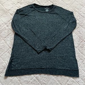 American Eagle Soft & Sexy Plush Long Sleeve Top Women's Size‎ M